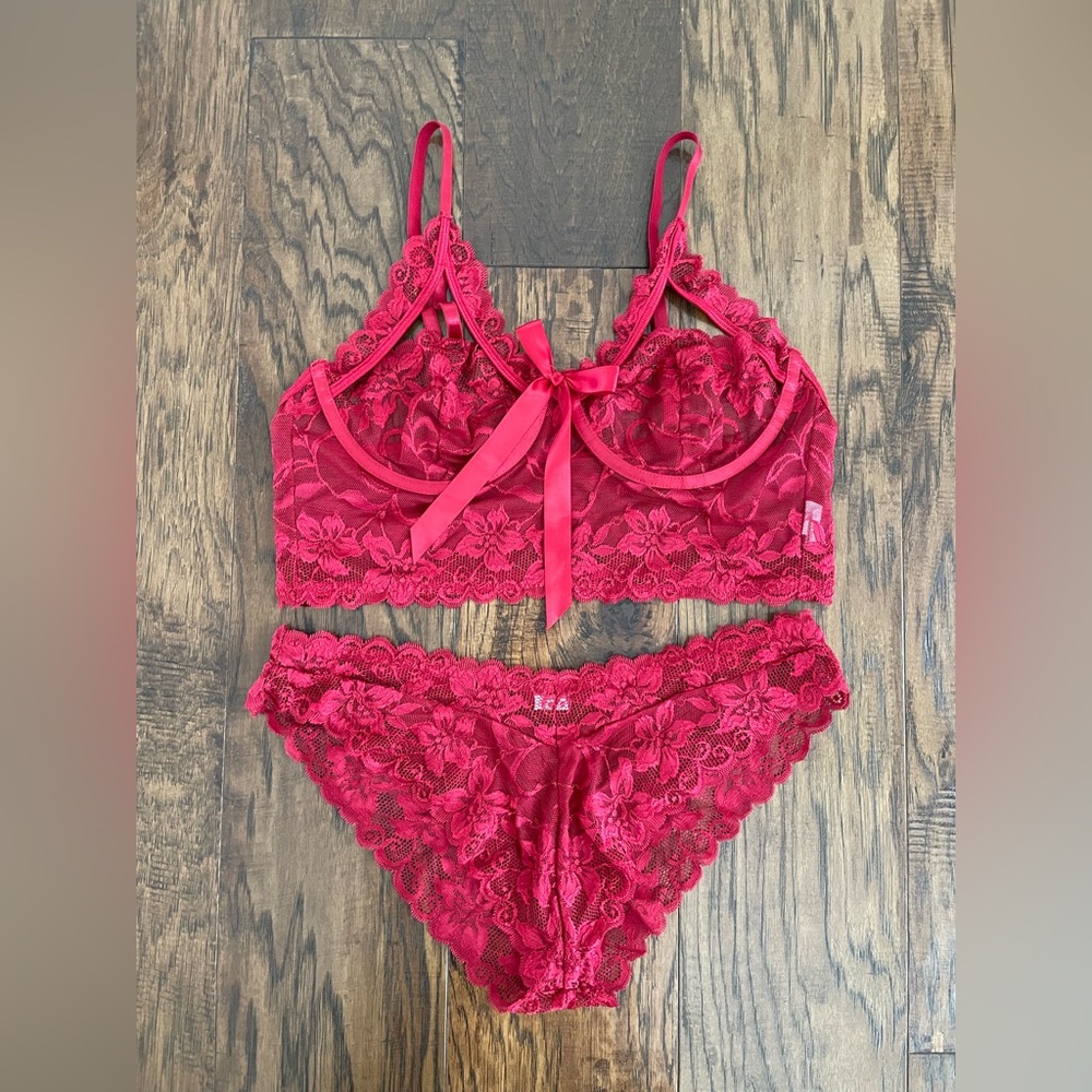 Lace Bralette and Panty Set - Red 2XL